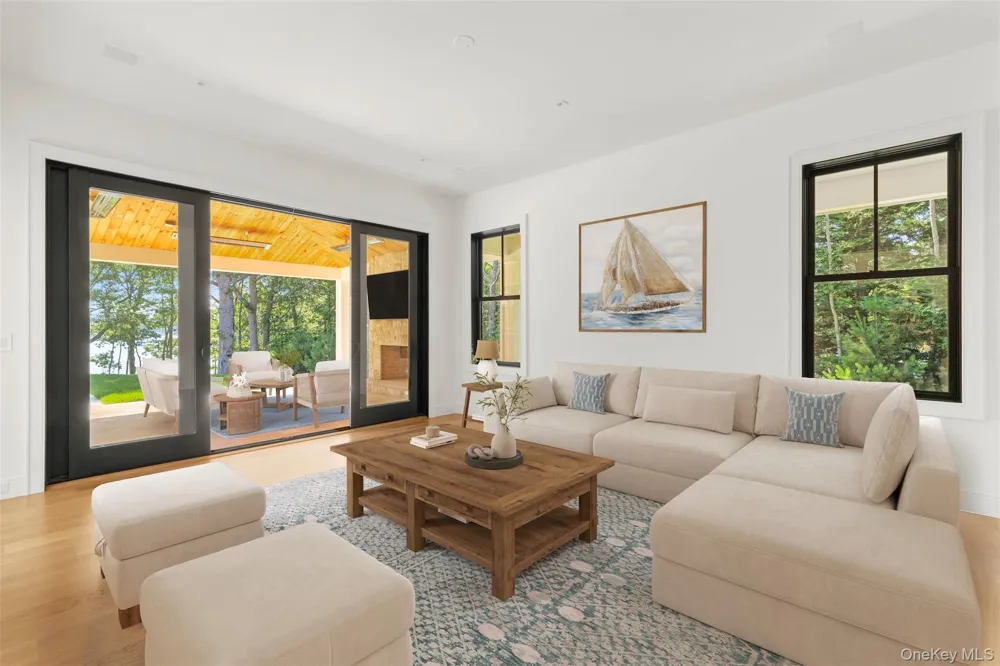 1775 Point Pleasant Road Mattituck, NY 11952