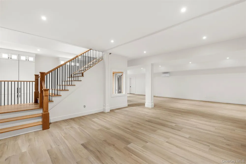 1775 Point Pleasant Road Mattituck, NY 11952