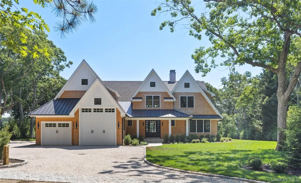 1775 Point Pleasant Road Mattituck, NY 11952