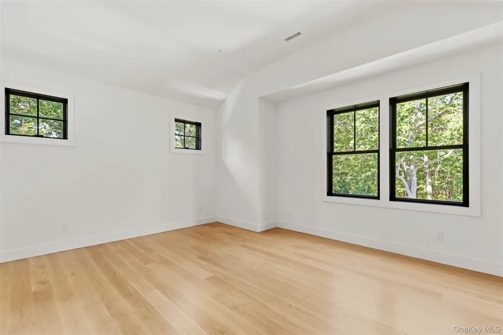 1775 Point Pleasant Road Mattituck, NY 11952