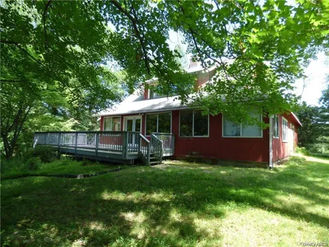 217 Pine Island Turnpike