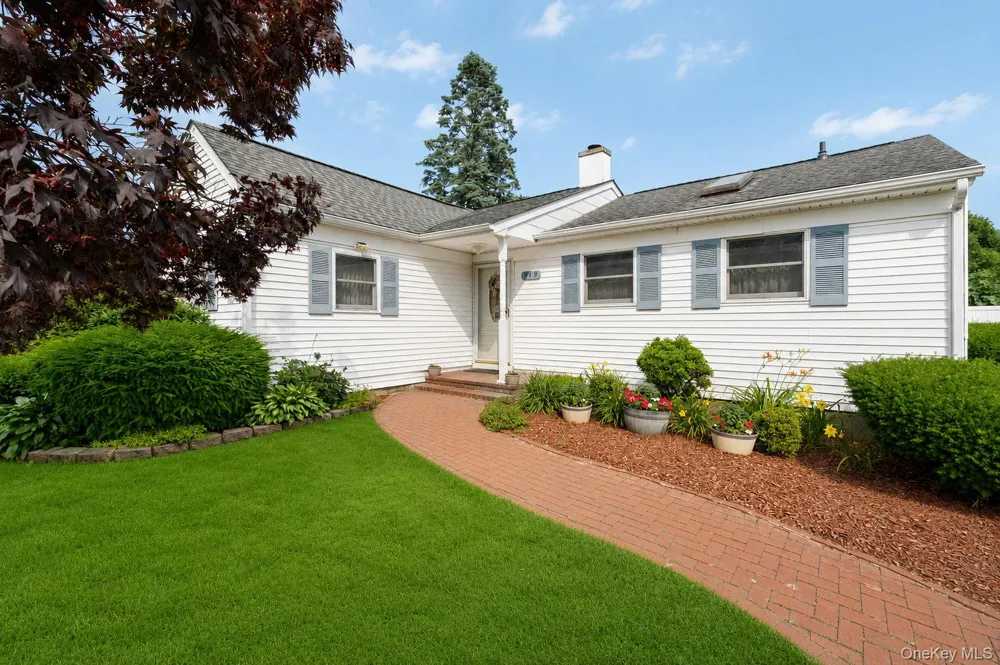 119 Stuyvesant Drive Port Jefferson Station, NY 11776