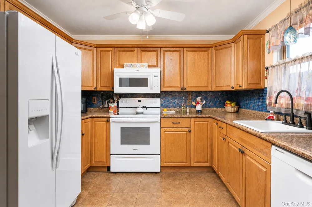 119 Stuyvesant Drive Port Jefferson Station, NY 11776