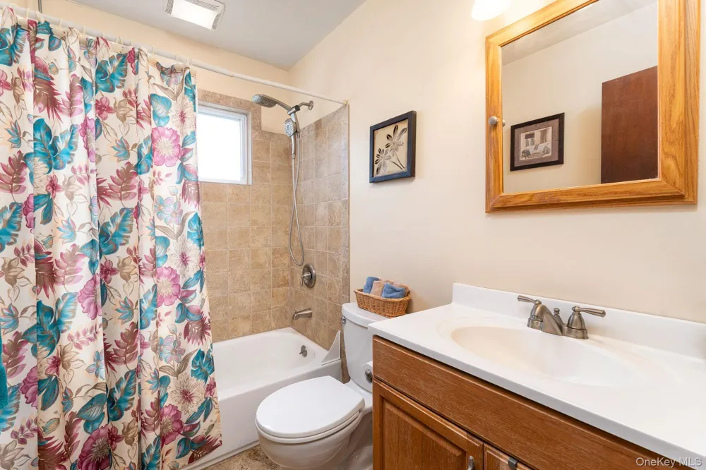 119 Stuyvesant Drive Port Jefferson Station, NY 11776