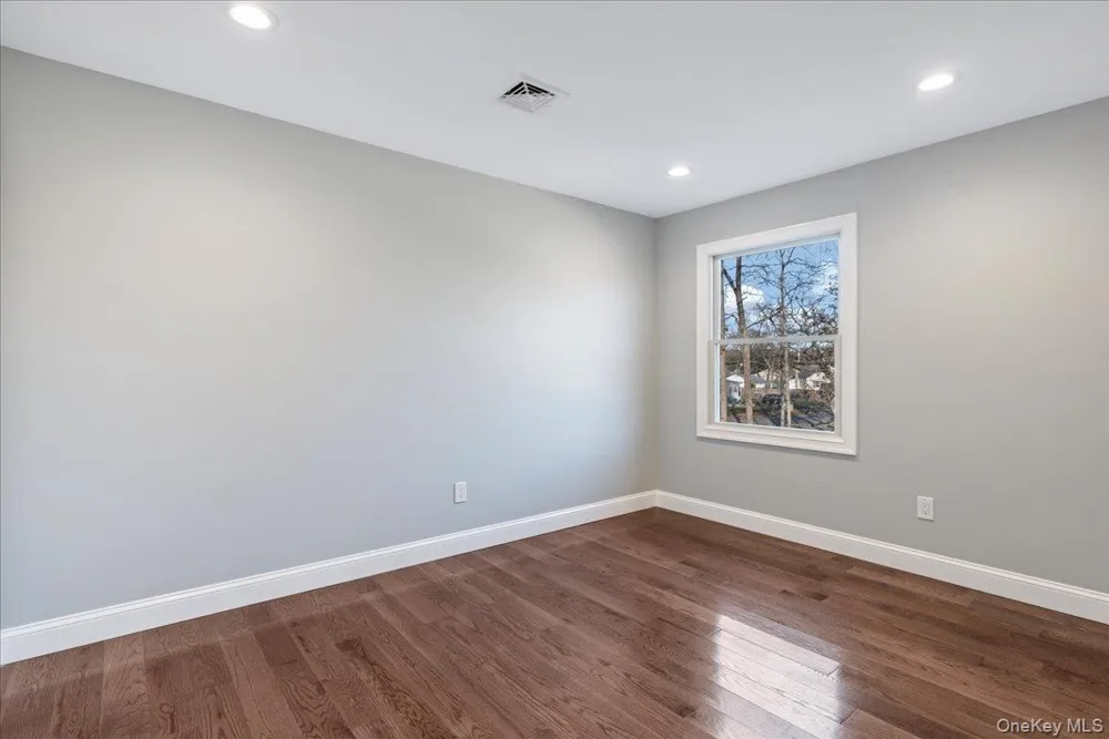 89 Market Street Mastic Beach, NY 11951