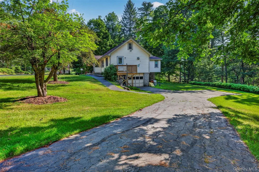 80 Beaver Brook Road Yulan, NY 12764