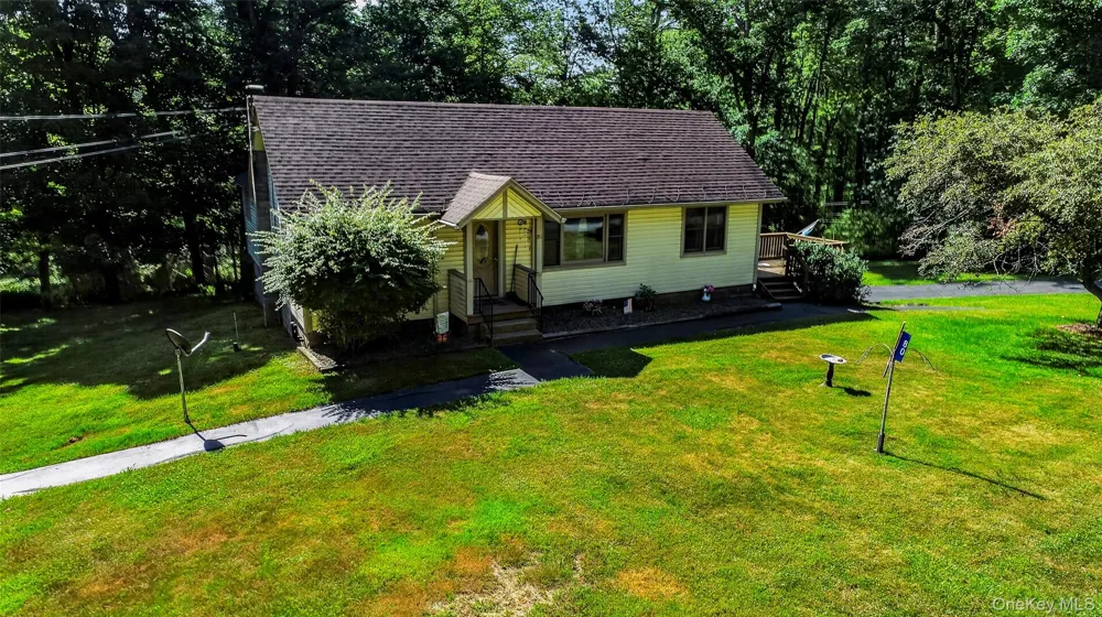 80 Beaver Brook Road Yulan, NY 12764