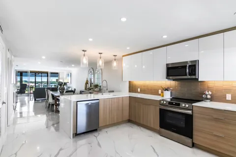 44 Yacht Club Drive #611