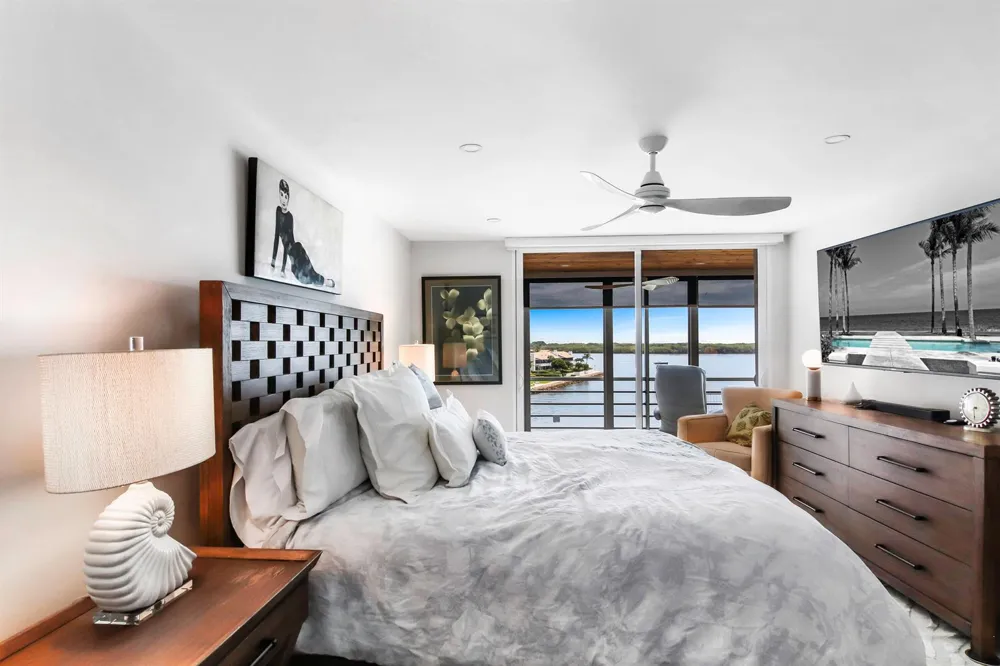 44 Yacht Club Drive #611 North Palm Beach, FL 33408