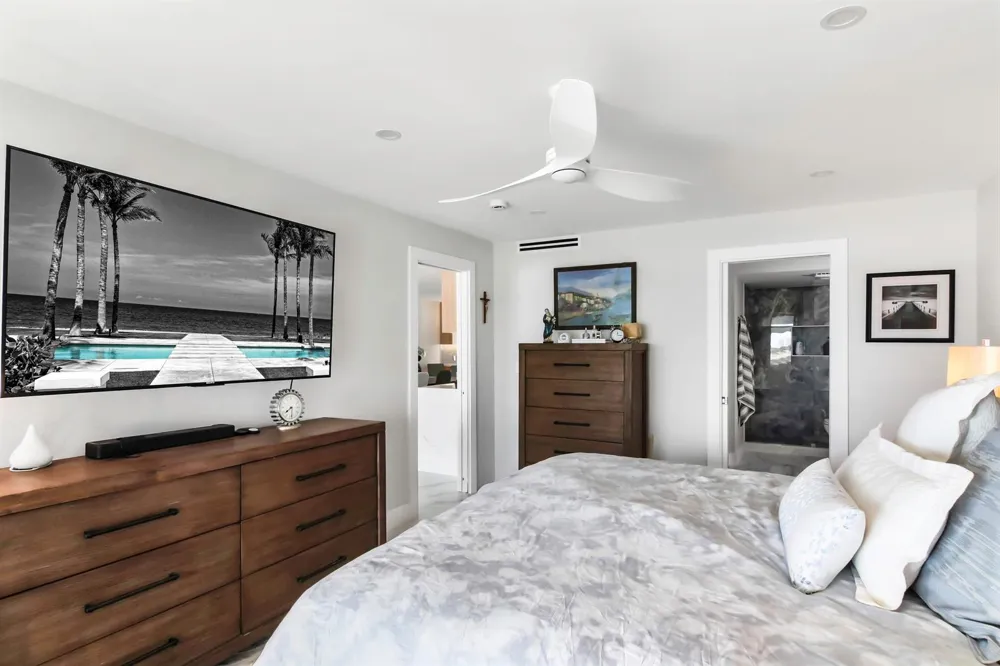 44 Yacht Club Drive #611 North Palm Beach, FL 33408