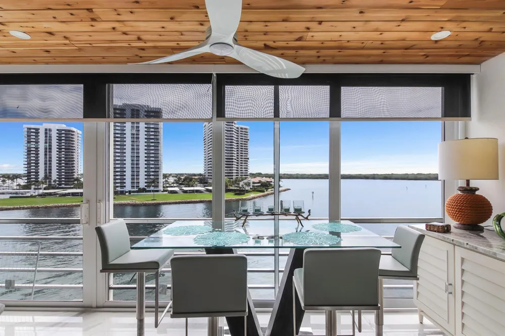 44 Yacht Club Drive #611 North Palm Beach, FL 33408