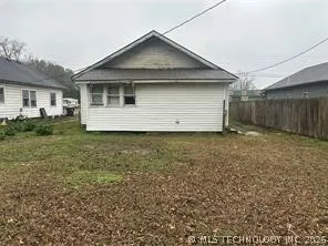 812 W 6th Street Okmulgee, OK 74447
