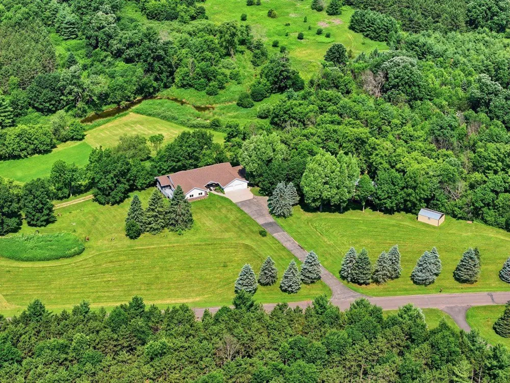 462 270th Street Woodville, WI 54028