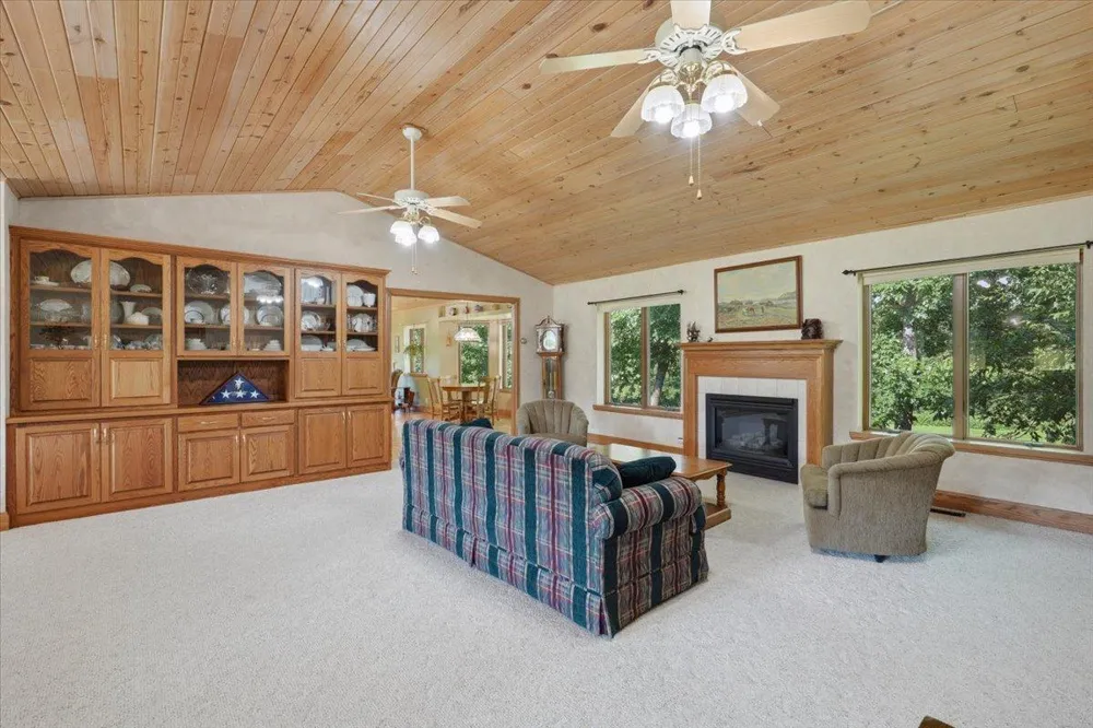 462 270th Street Woodville, WI 54028