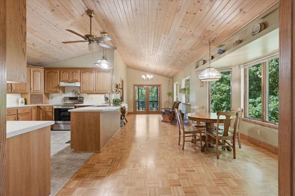 462 270th Street Woodville, WI 54028