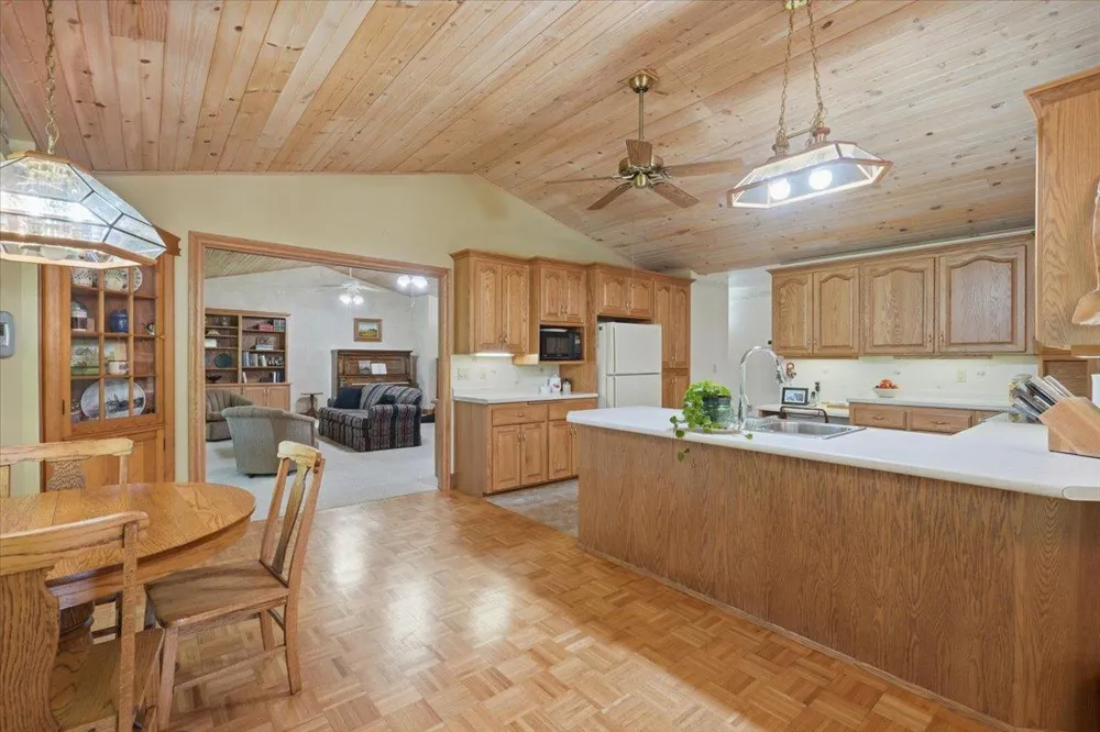 462 270th Street Woodville, WI 54028