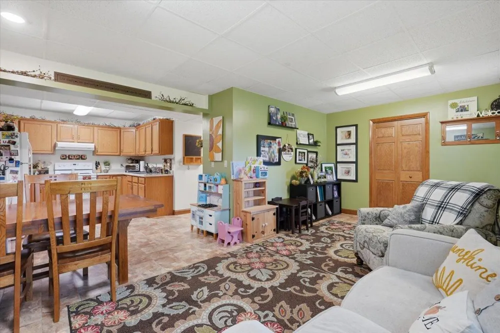 462 270th Street Woodville, WI 54028