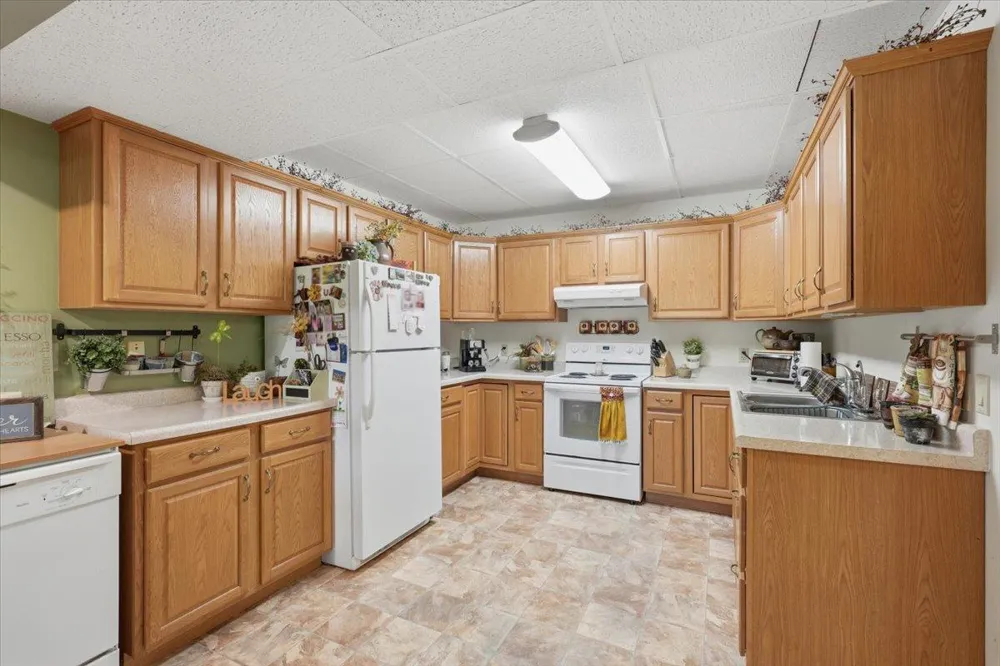 462 270th Street Woodville, WI 54028