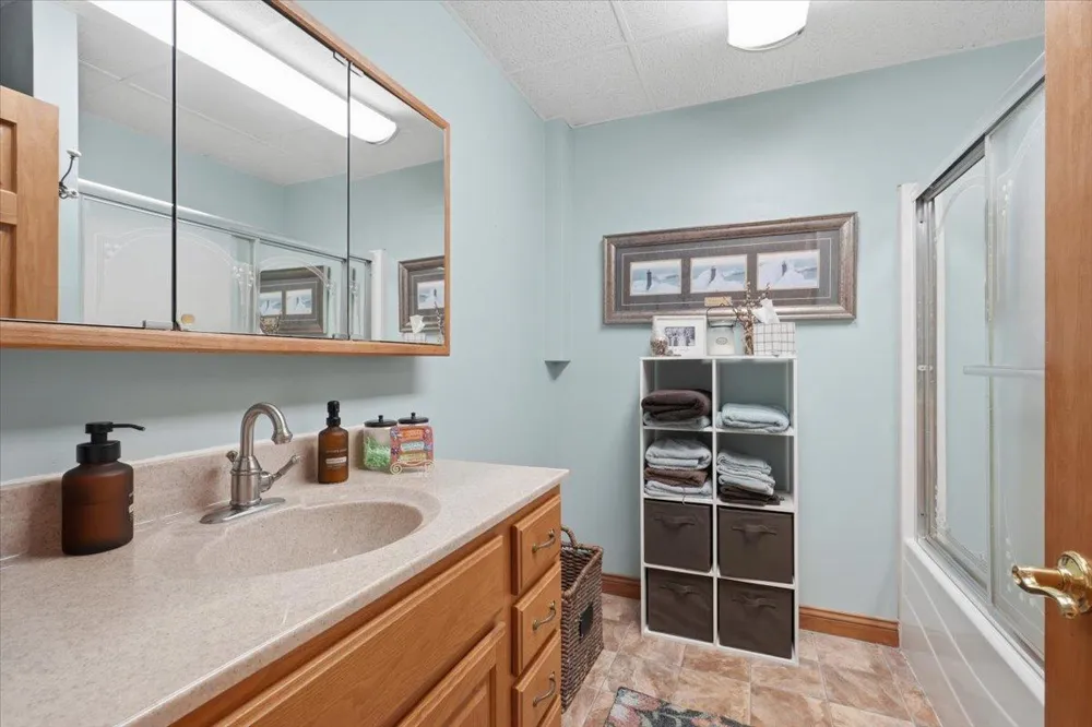 462 270th Street Woodville, WI 54028