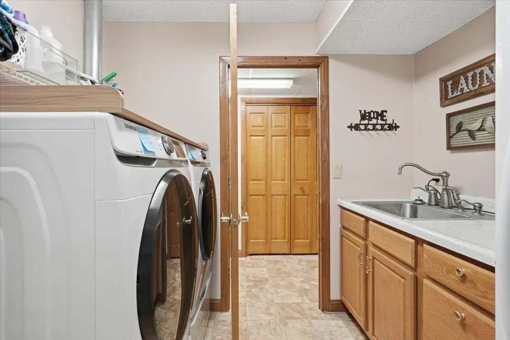 462 270th Street Woodville, WI 54028