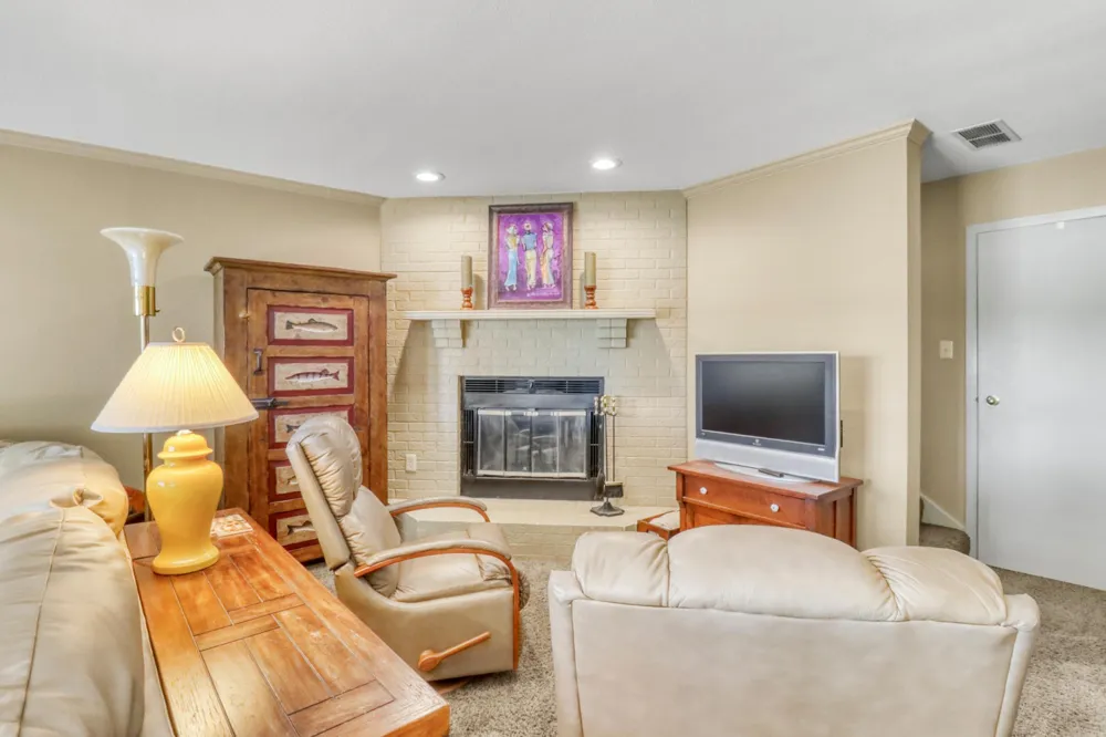 13767 Deer Point Road Audubon, MN 56511