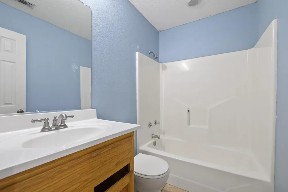 207 W South Street Whitesboro, TX 76273
