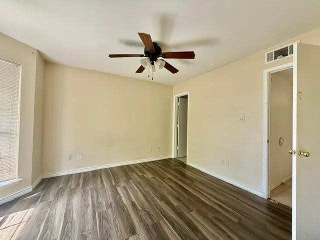 210 W Houston Street Leonard, TX 75452