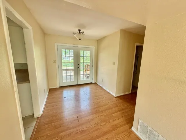 210 W Houston Street Leonard, TX 75452