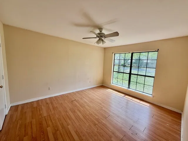 210 W Houston Street Leonard, TX 75452