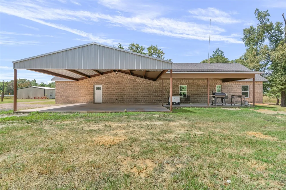 182 VZ County Road 1228 Canton, TX 75103
