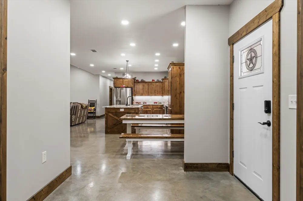 182 VZ County Road 1228 Canton, TX 75103