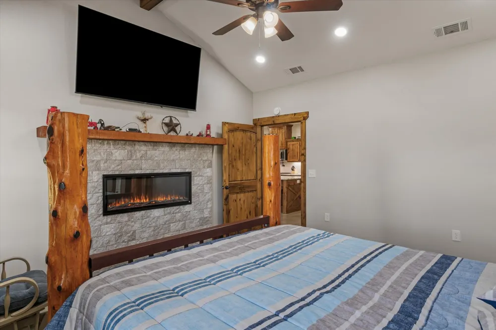 182 VZ County Road 1228 Canton, TX 75103