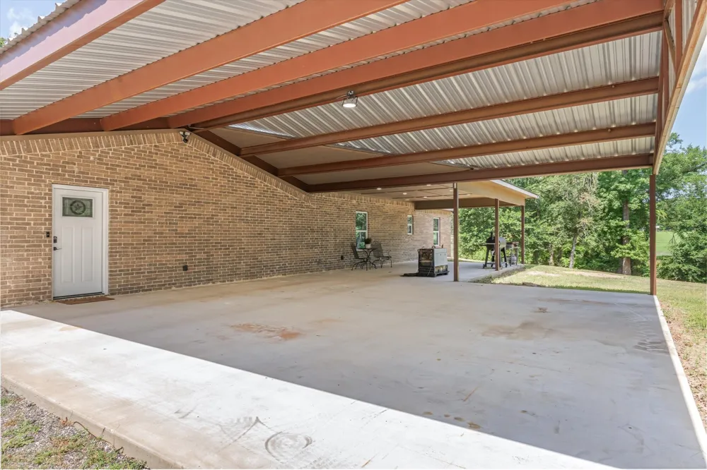 182 VZ County Road 1228 Canton, TX 75103