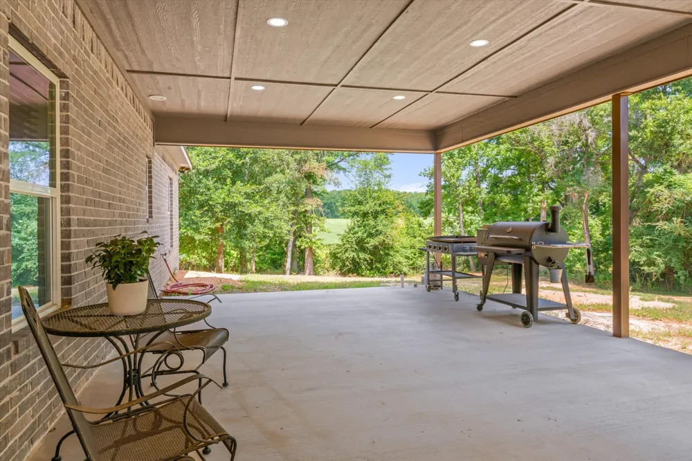 182 VZ County Road 1228 Canton, TX 75103