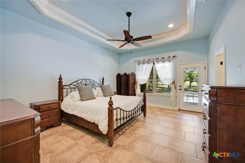 281 Kellog Fischer, TX 78623