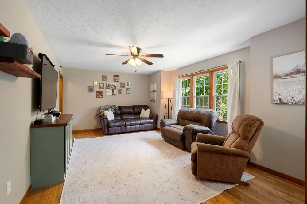 8531 Pinewood Lyles, TN 37098