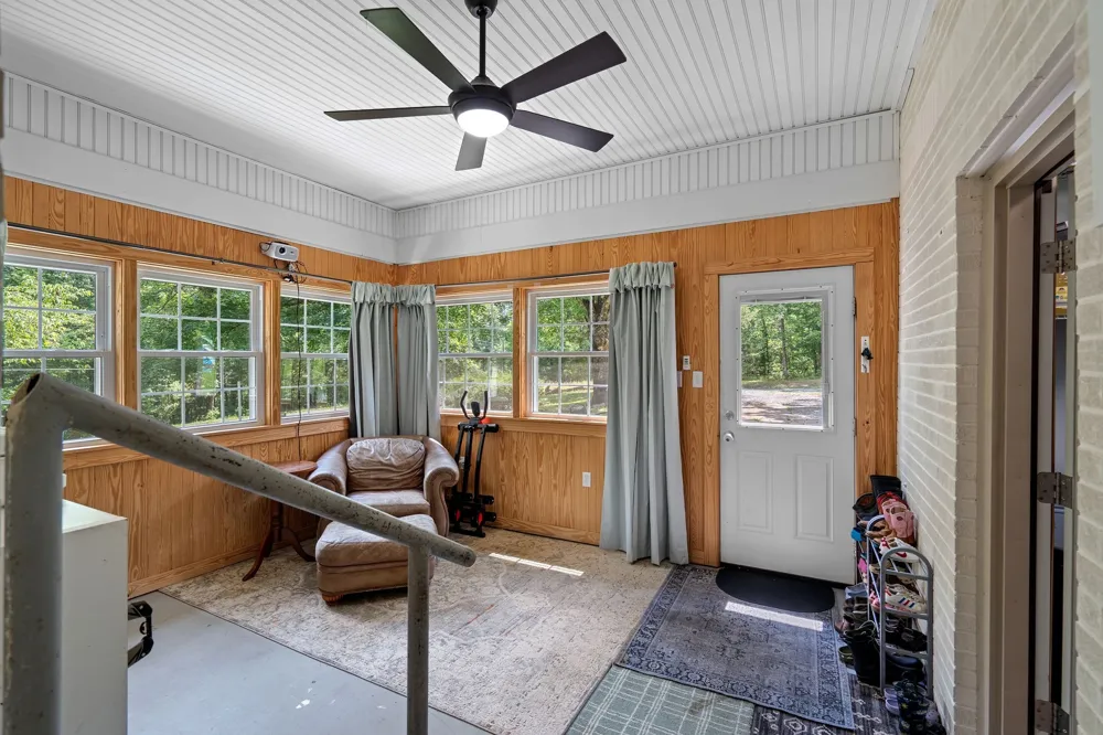 8531 Pinewood Lyles, TN 37098