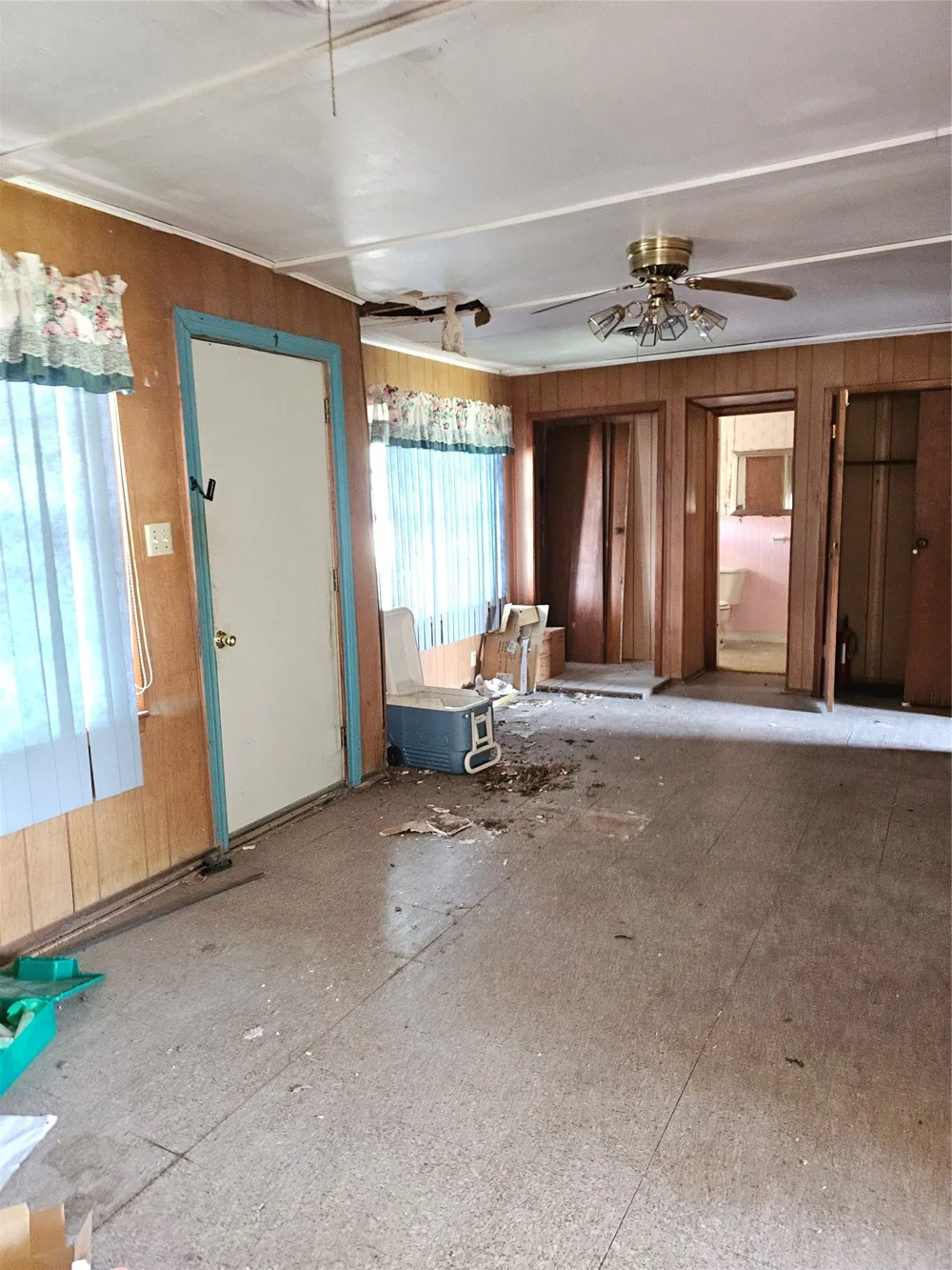 310 W Milam Street Mexia, TX 76667