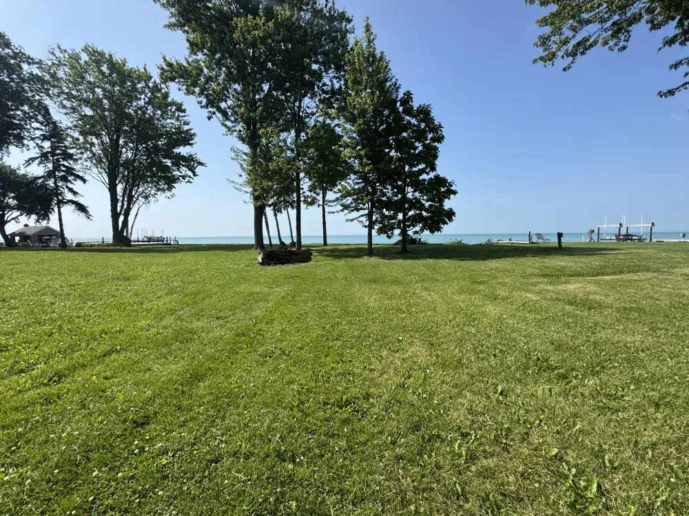 38172 Murdick Drive New Baltimore, MI 48047