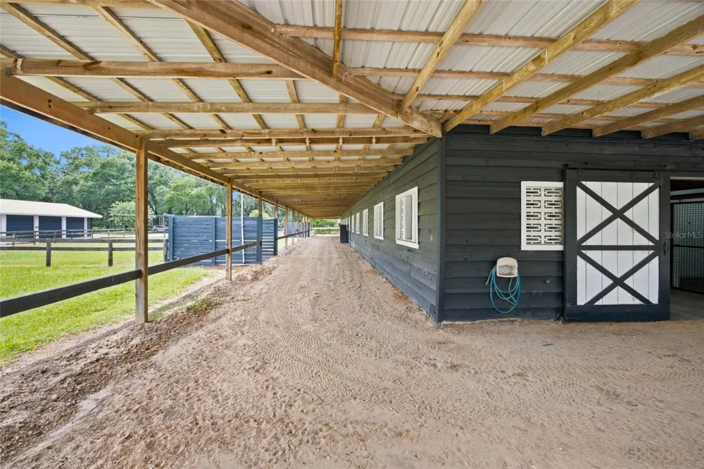 3825 NW 160TH STREET Reddick, FL 32686