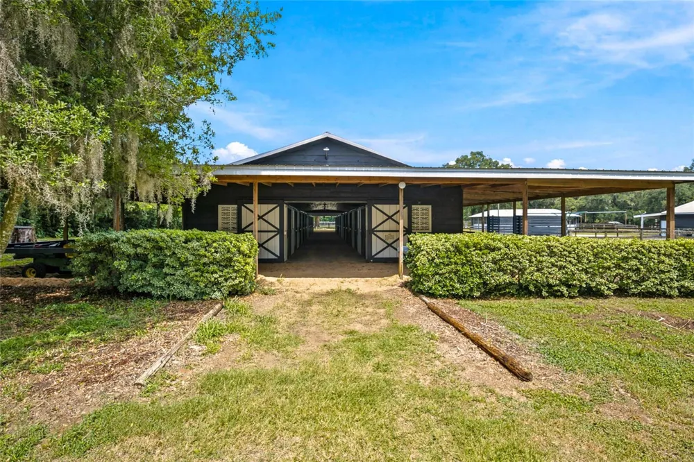3825 NW 160TH STREET Reddick, FL 32686