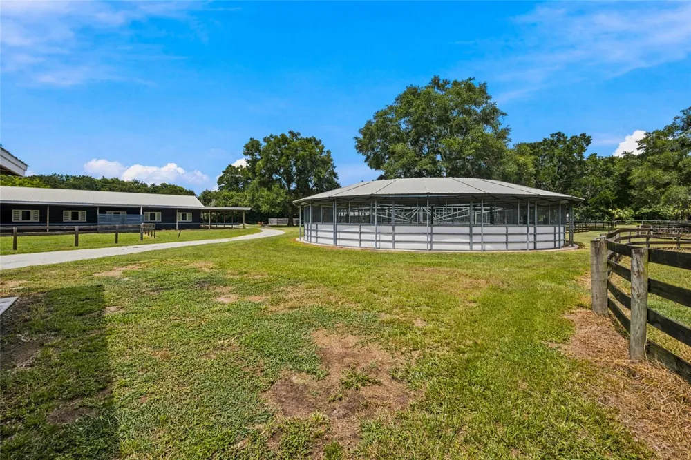 3825 NW 160TH STREET Reddick, FL 32686