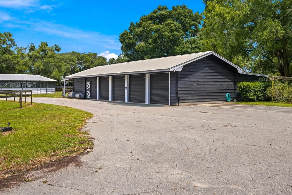 3825 NW 160TH STREET Reddick, FL 32686