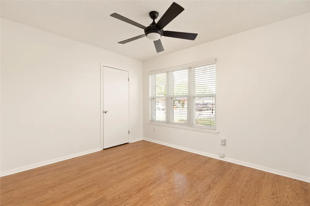 5803 Eureka Drive Austin, TX 78745