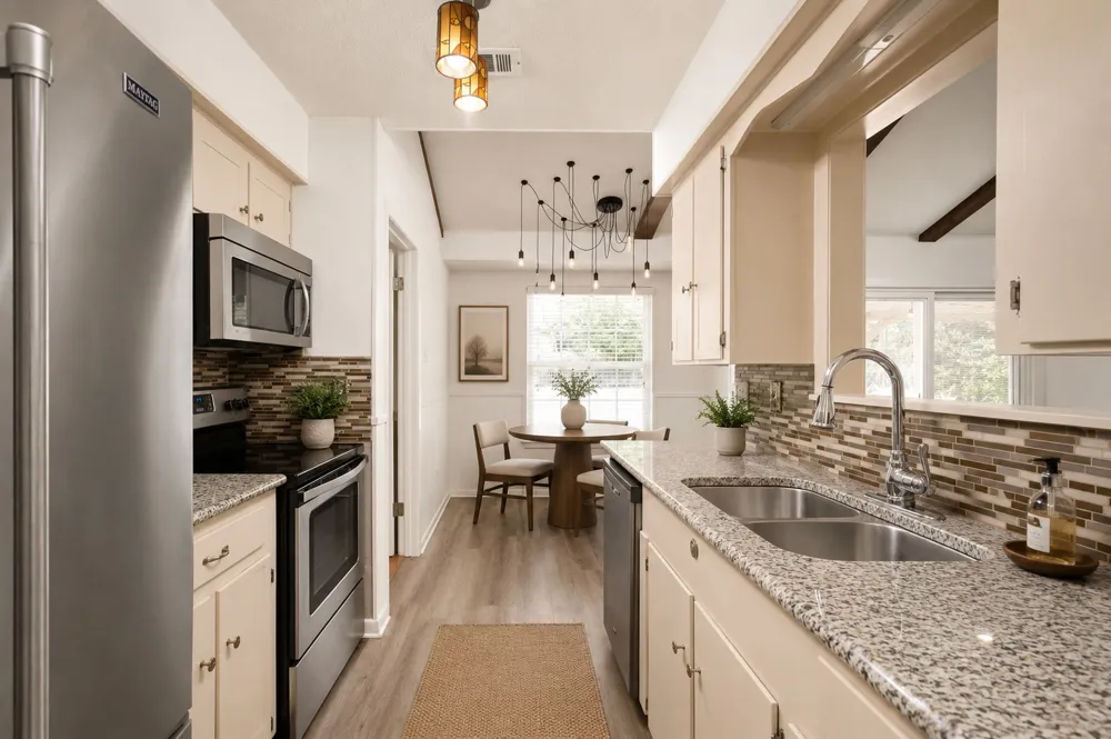 5803 Eureka Drive Austin, TX 78745