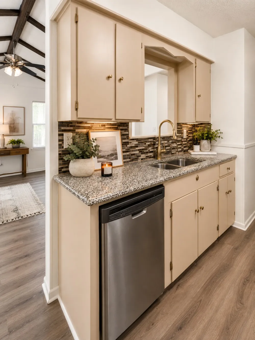 5803 Eureka Drive Austin, TX 78745