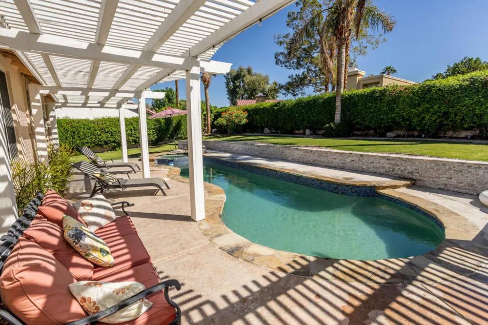 40600 Via Fonda Palm Desert, CA 92260