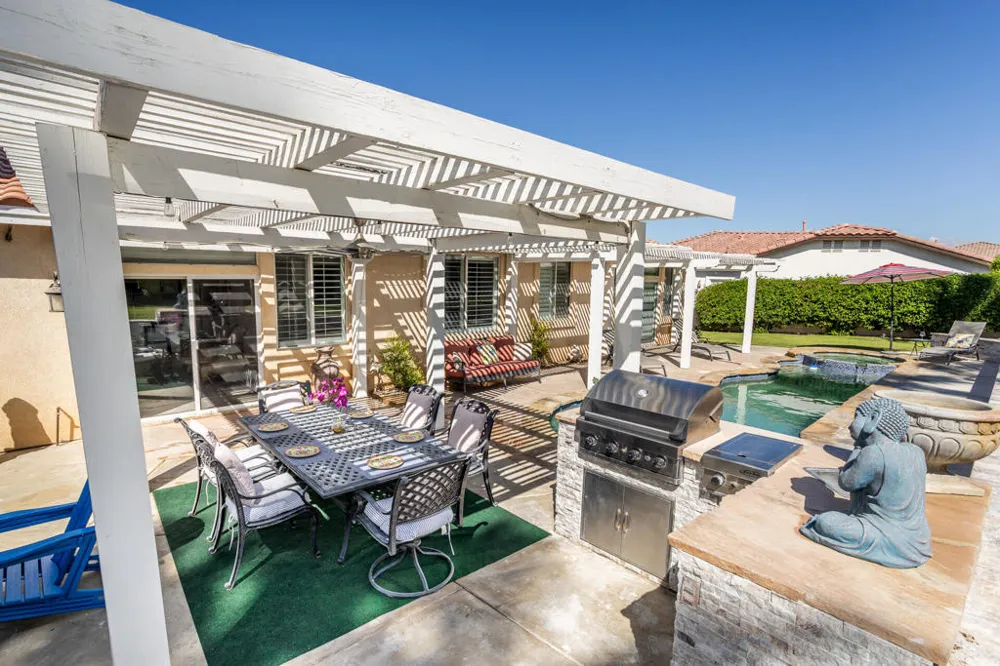 40600 Via Fonda Palm Desert, CA 92260
