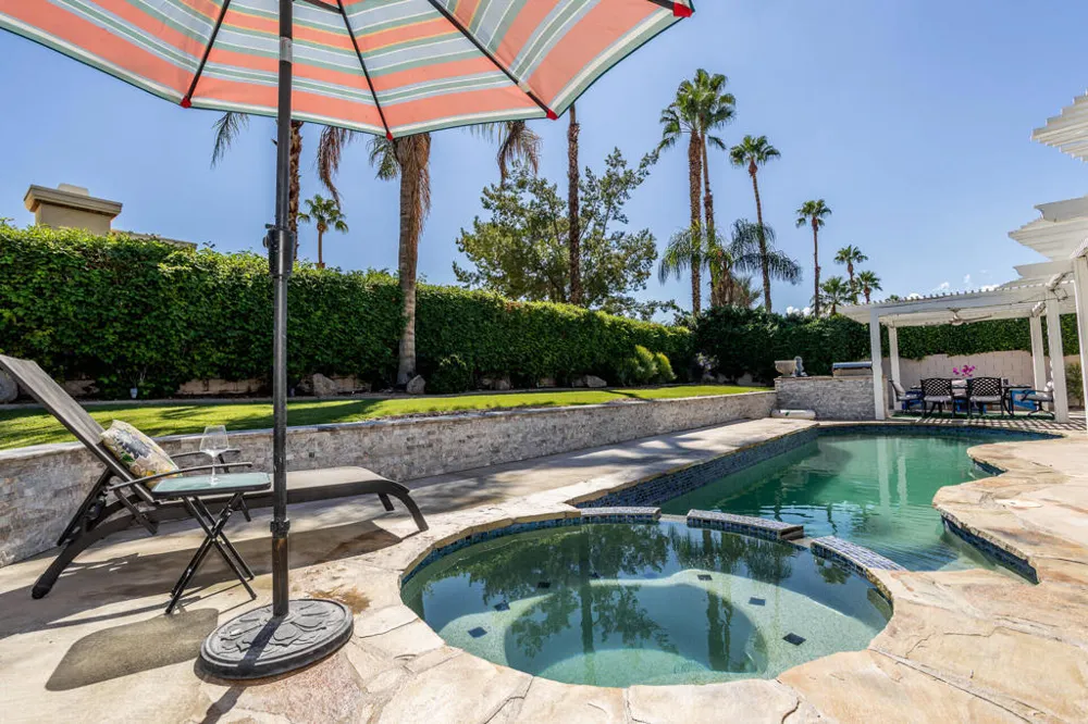 40600 Via Fonda Palm Desert, CA 92260
