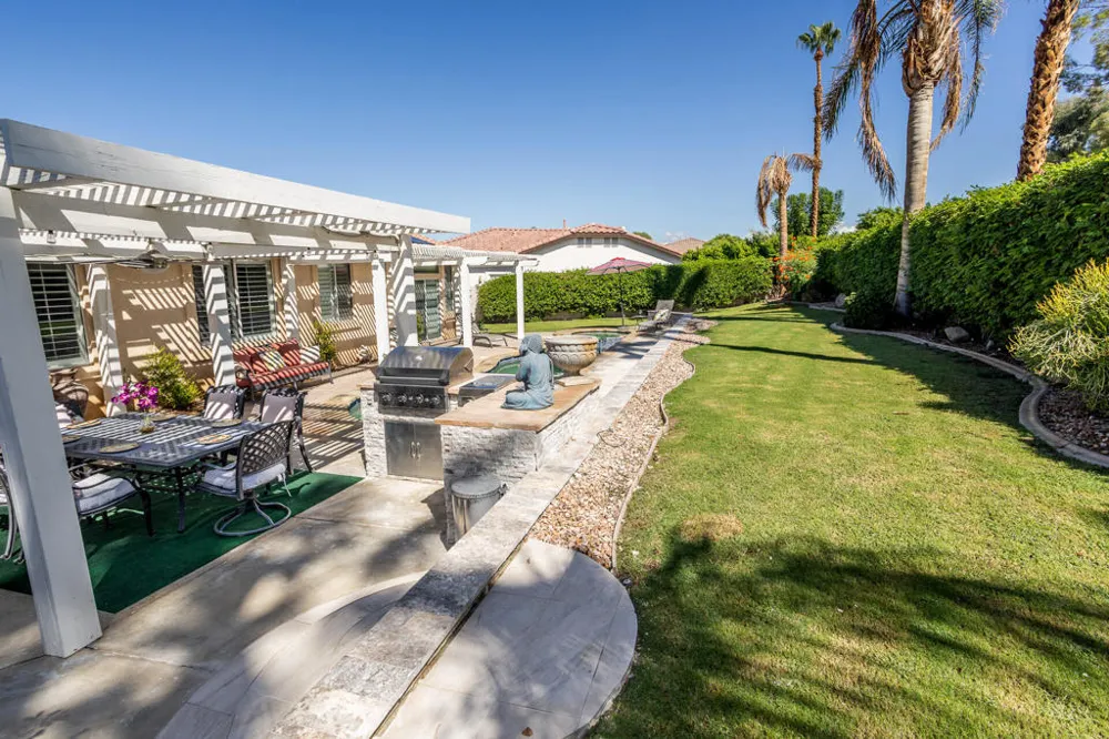 40600 Via Fonda Palm Desert, CA 92260